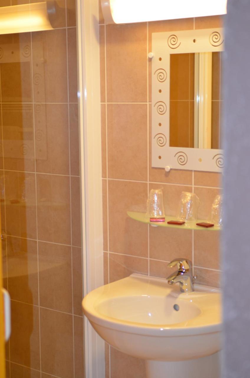Hotel Au Fil De L'Eau Seyssel Ngoại thất bức ảnh